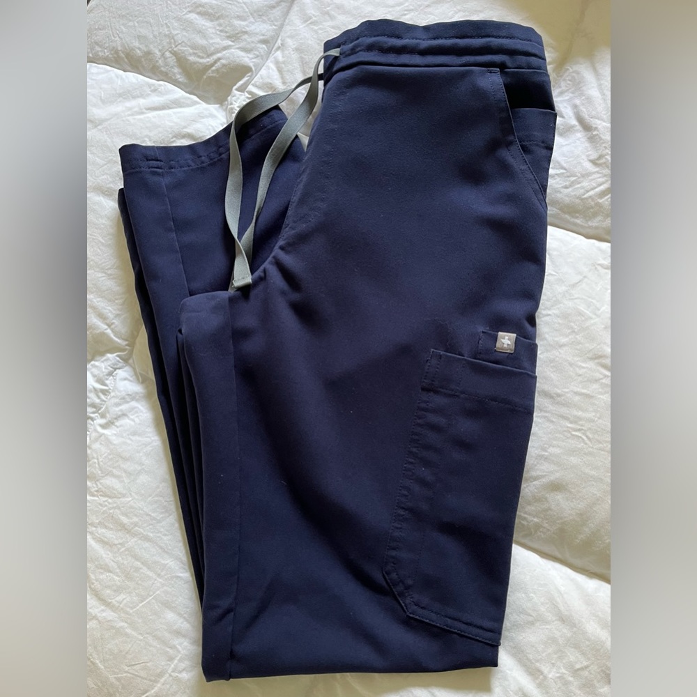 FIGS Yola scrub pant
